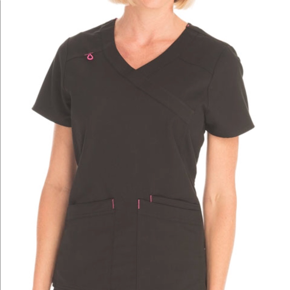 Black scrub star top